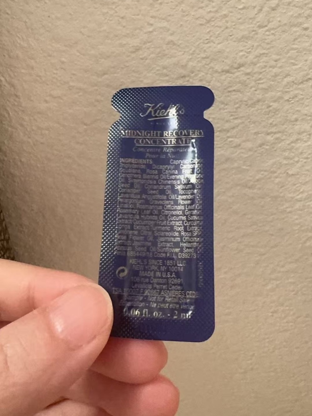 Kiehl’s Midnight Recovery Concentrate Facial Oil Sample Packette (2ml / 0.06 fl